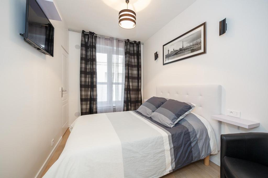 Near Eiffel Tower - Beautiful Flat Apartment ปารีส ภายนอก รูปภาพ